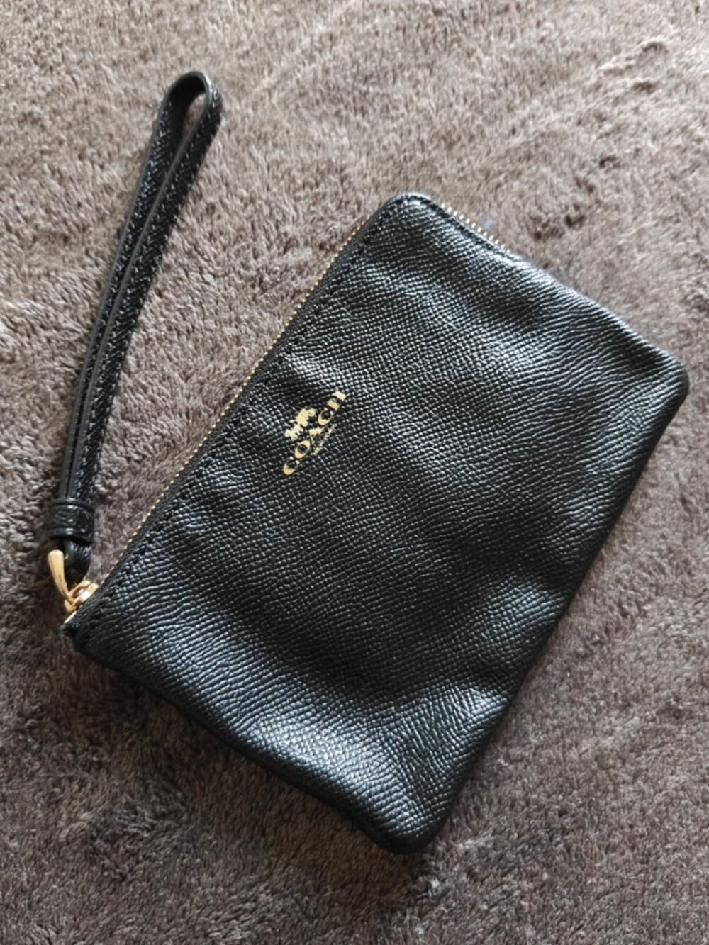 COACH corner zip wristlet